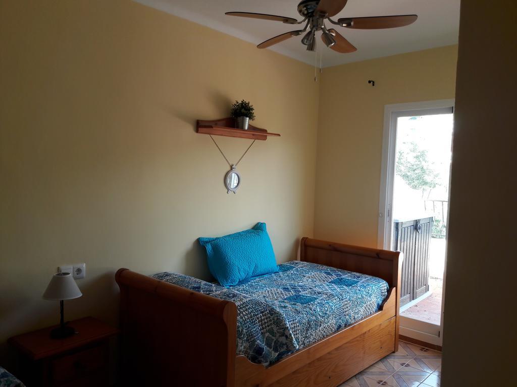 Apartamentos Vista La Maroma Виньуэла Экстерьер фото